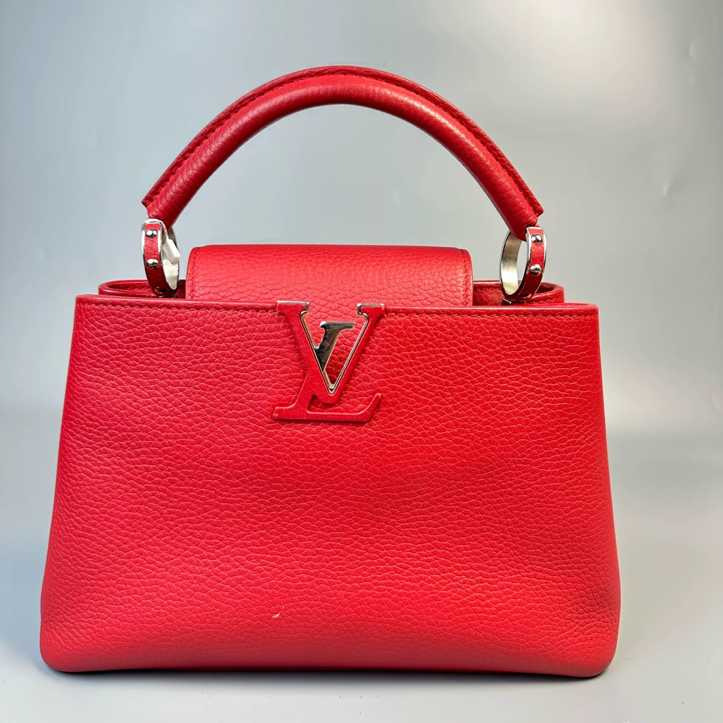 Louis Vuitton Capucines Shoulder Bag