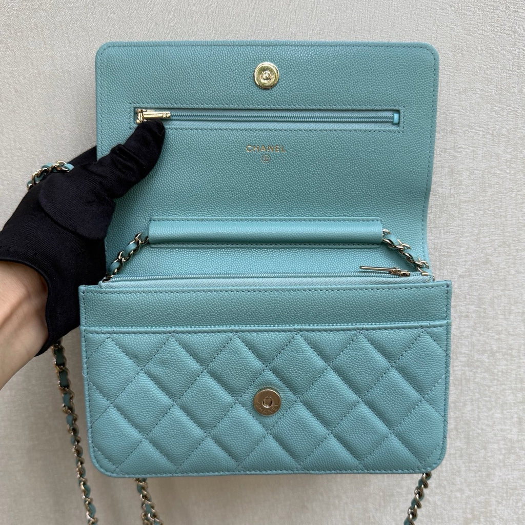 Chanel Classic Wallet On Chain