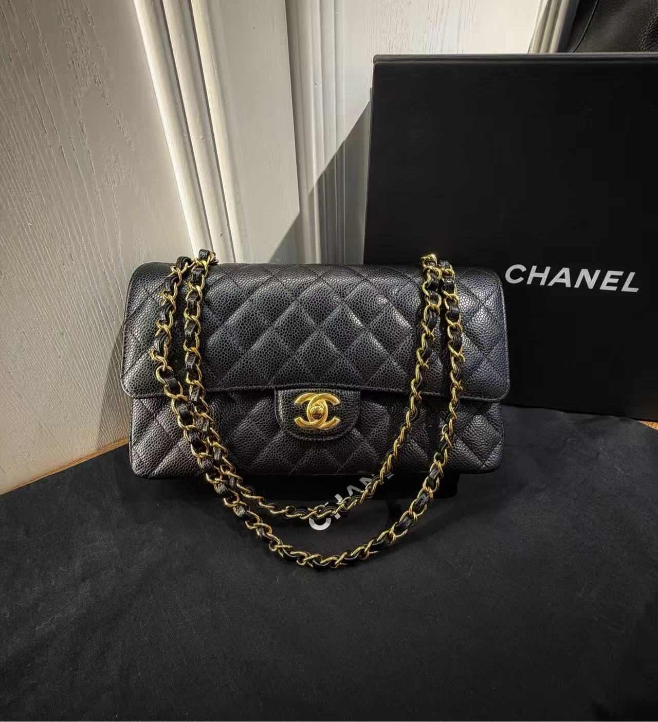 Chanel Classic Flap CF Medium Black Caviar Leather with Gold Hardware Chip Version 2024 with Original Protective Film