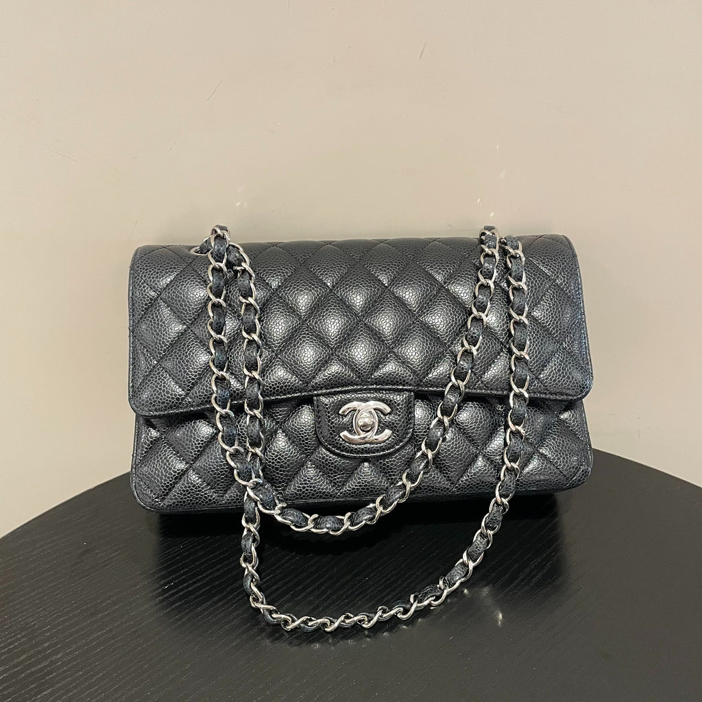 Chanel Classic Flap Bag (Medium)