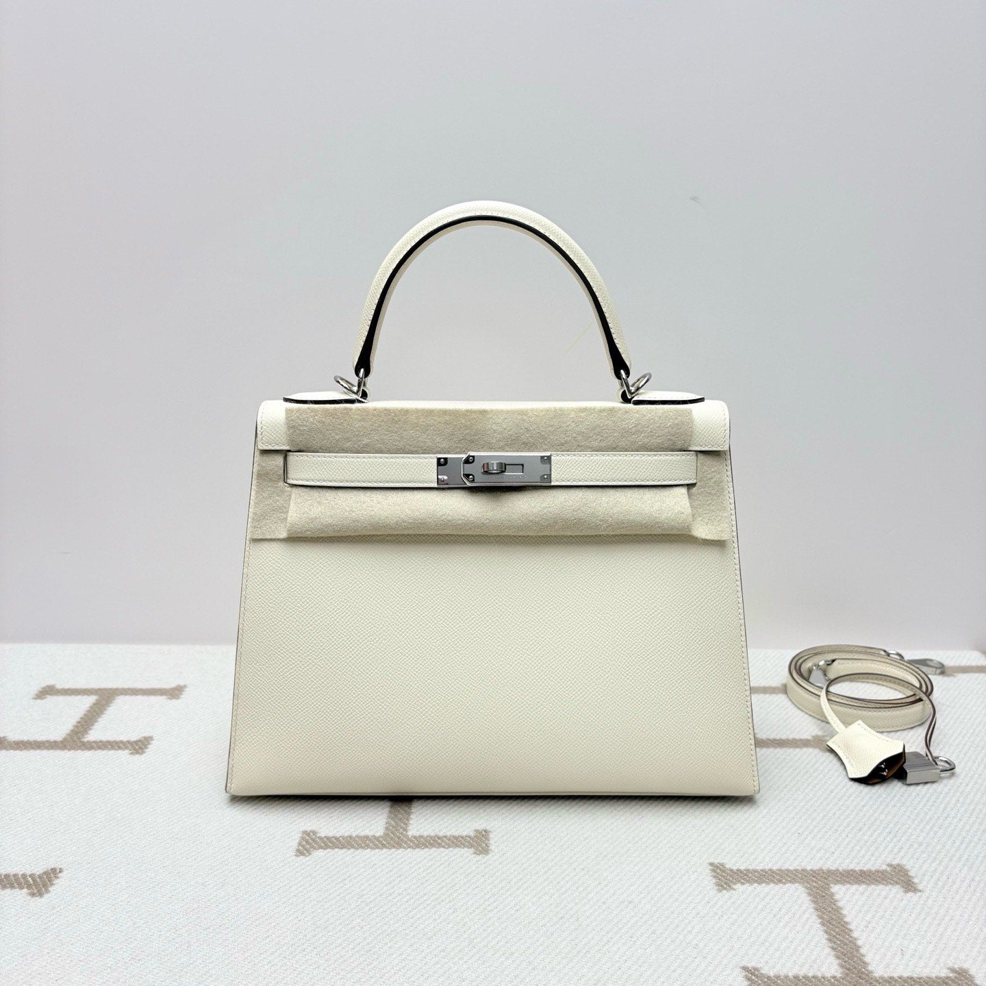 Hermès Kelly 28 Bag