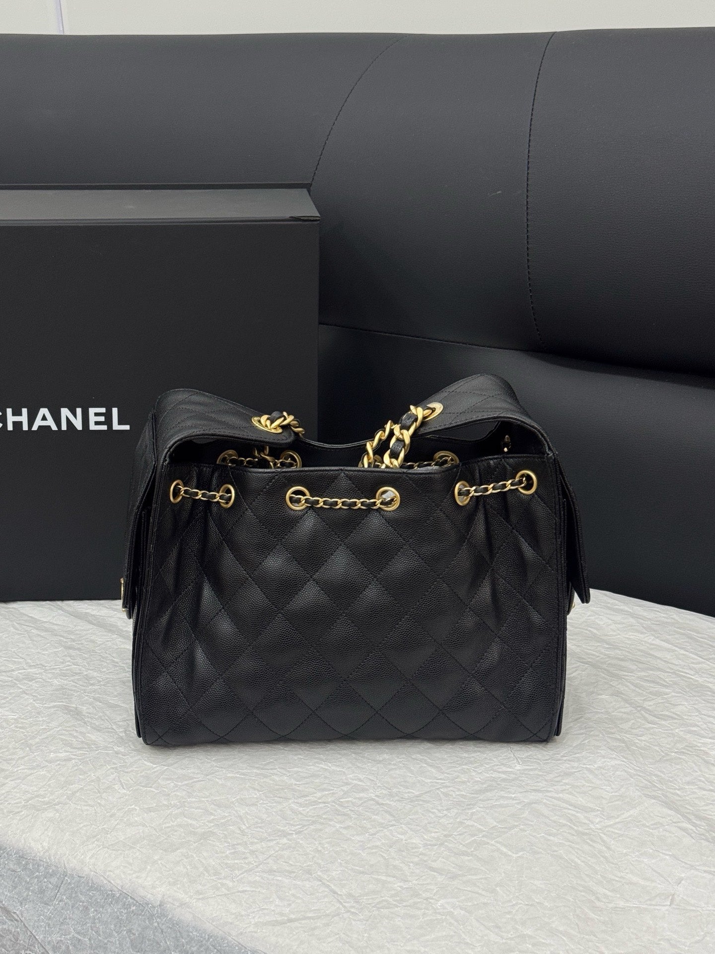 Chanel black gold lychee cow 25bag small size