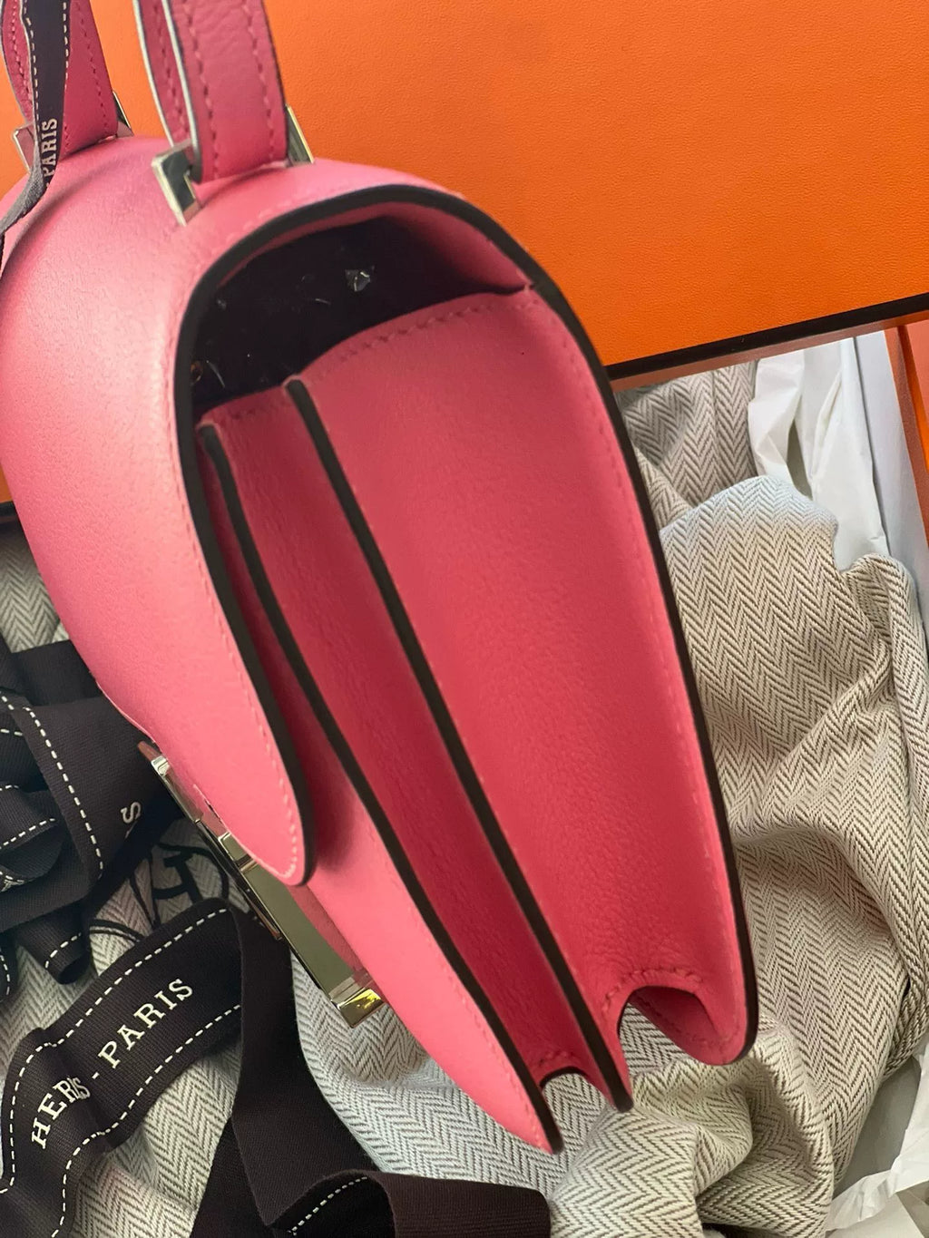 Hermès Mini Constance 19 Bag