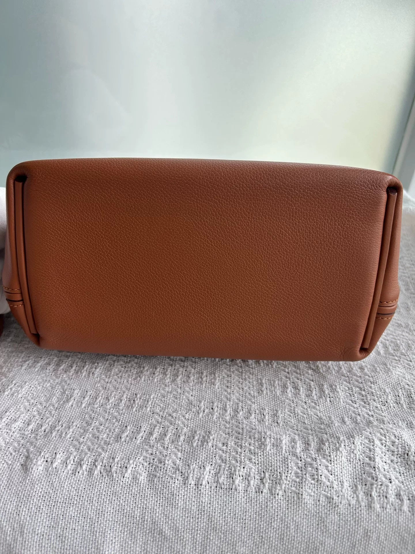 Hermes 2424 金棕金扣 Z刻 单肩斜挎包