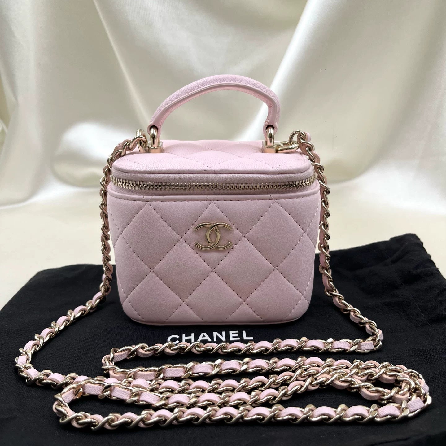Chanel 22P Spring/Summer Mini Bag