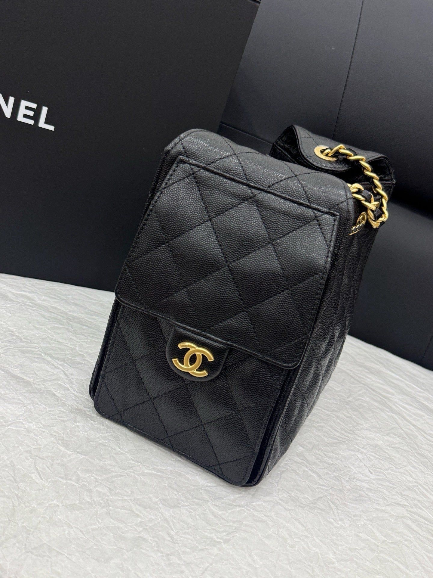 Chanel black gold lychee cow 25bag small size