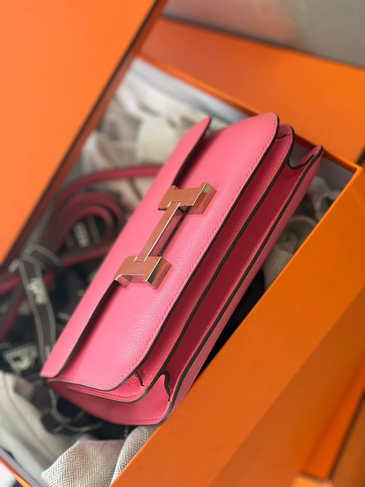 Hermès Mini Constance 19 Bag