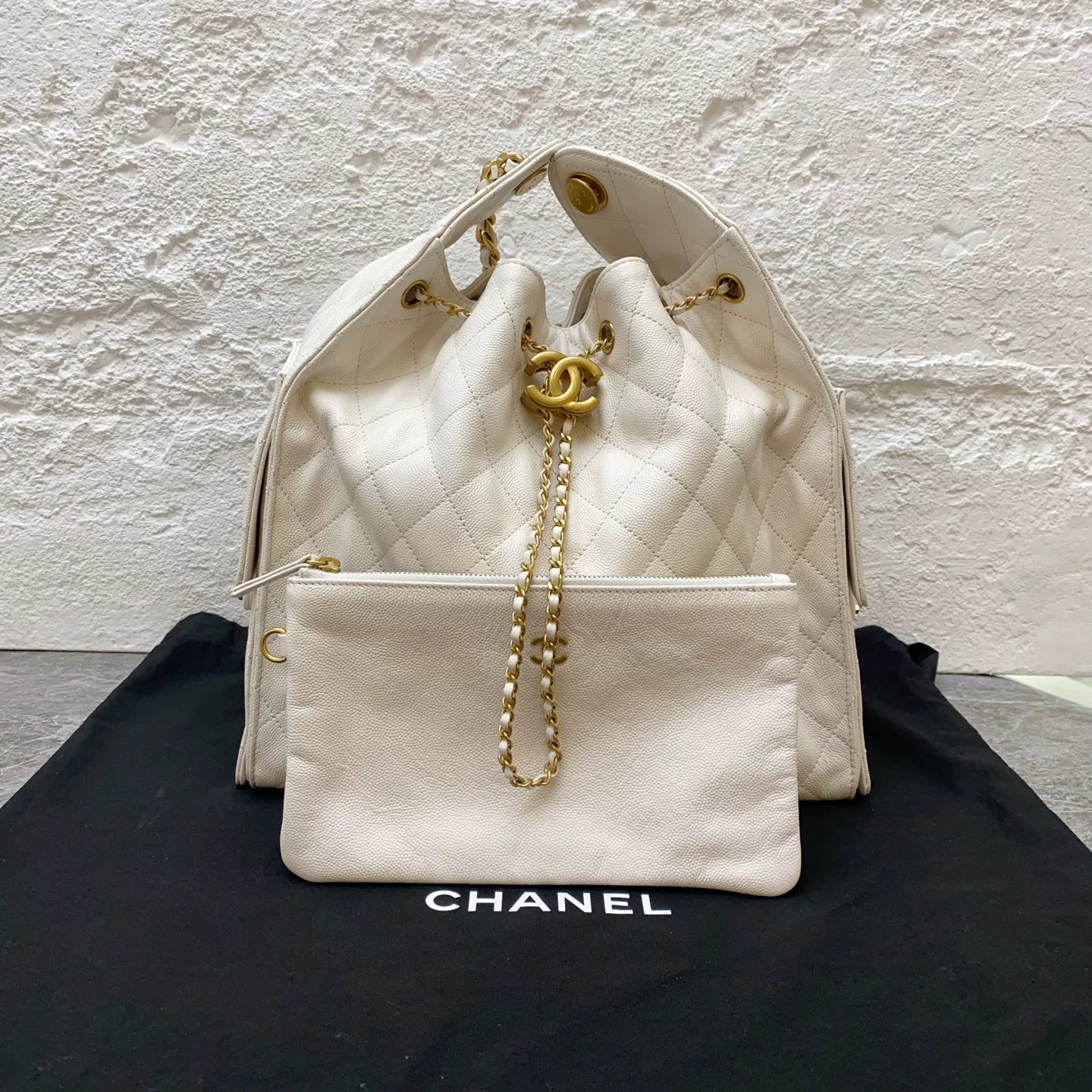 Chanel 25 Hobo Bag (Medium)
