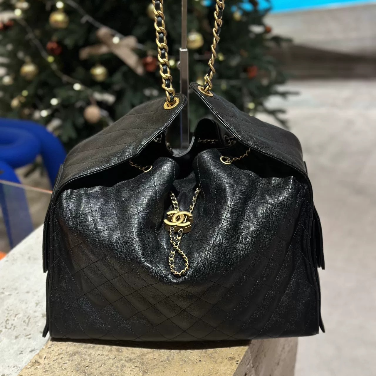 Chanel 25 Hobo Bag (Large)